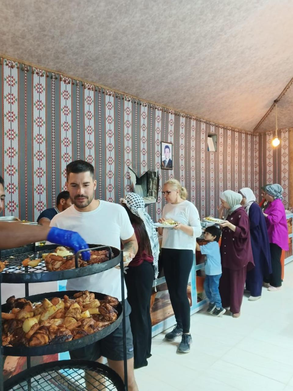 Star Magic Camp Hotel Rum vádi Kültér fotó