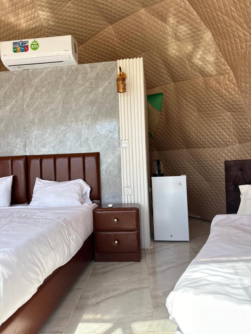 Star Magic Camp Hotel Rum vádi Kültér fotó